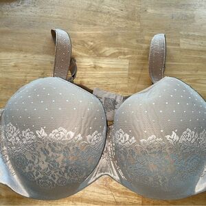 Soma woman’s bra 42DD or 42E full support bra tan beige with floral design